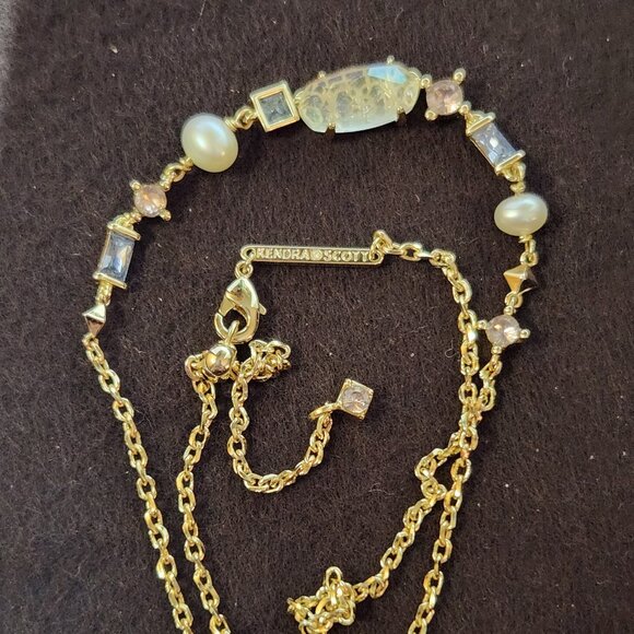 Kendra Scott Madelyn Gold Strand Necklace crystal, pearl and stone - Picture 8 of 10